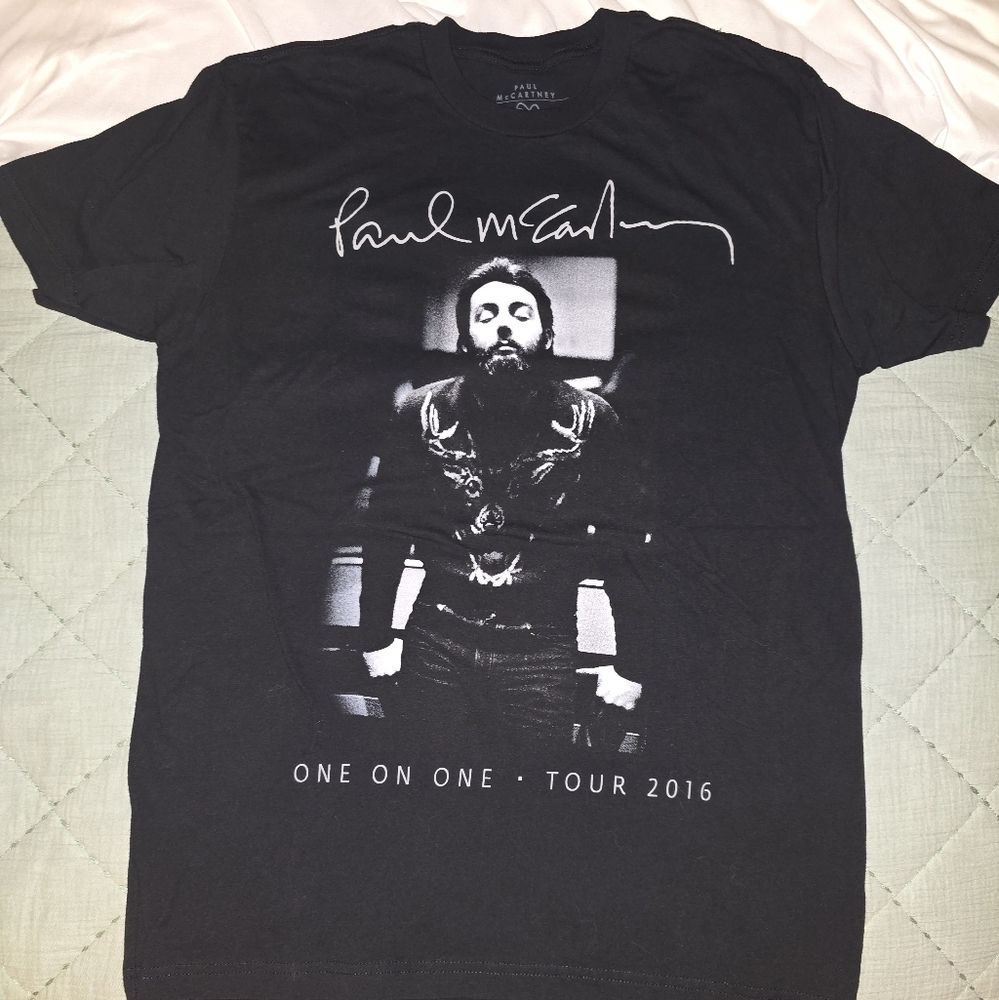 Black Paul McCartney Tour 2016 T-Shirt